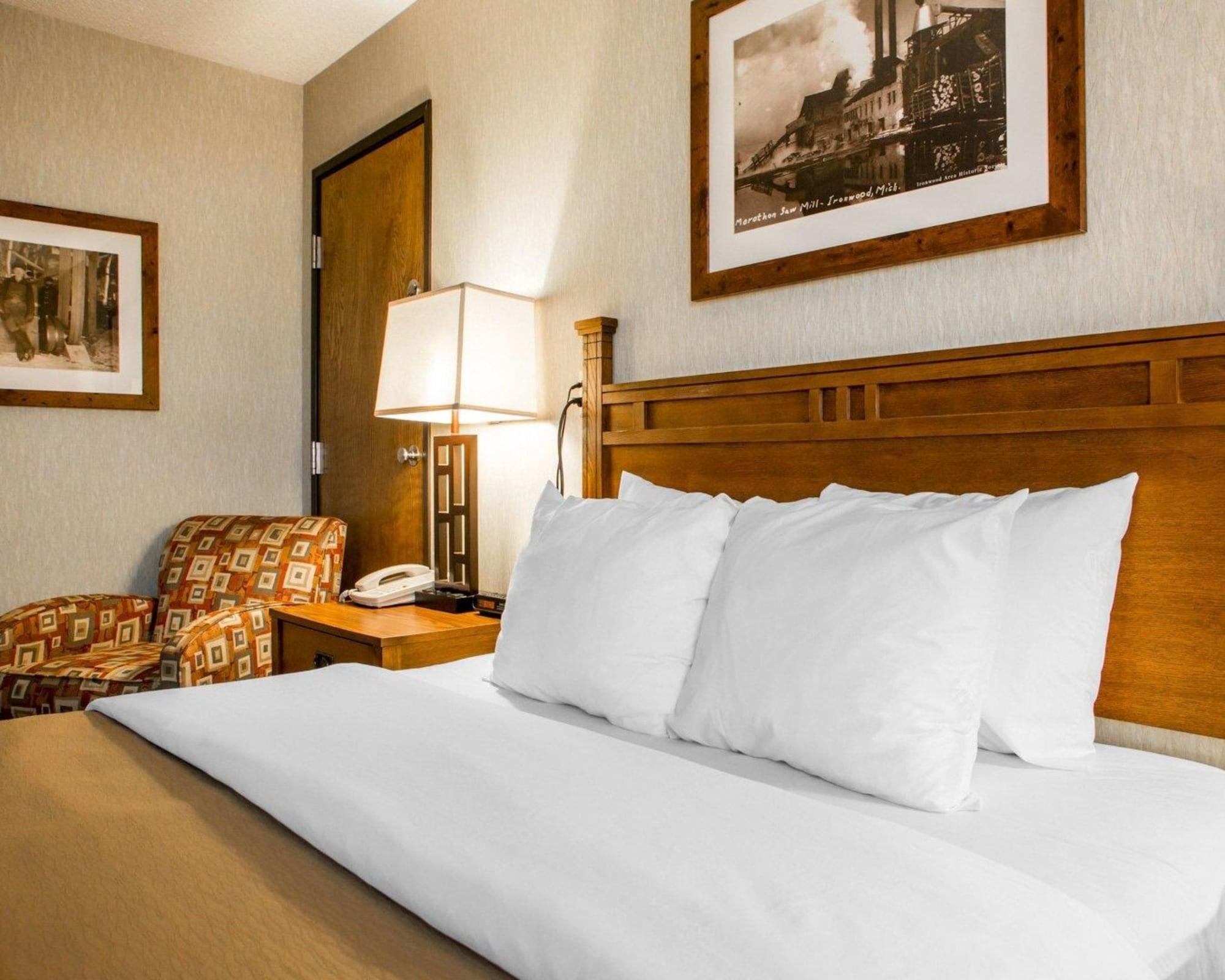Quality Inn Ironwood Eksteriør billede