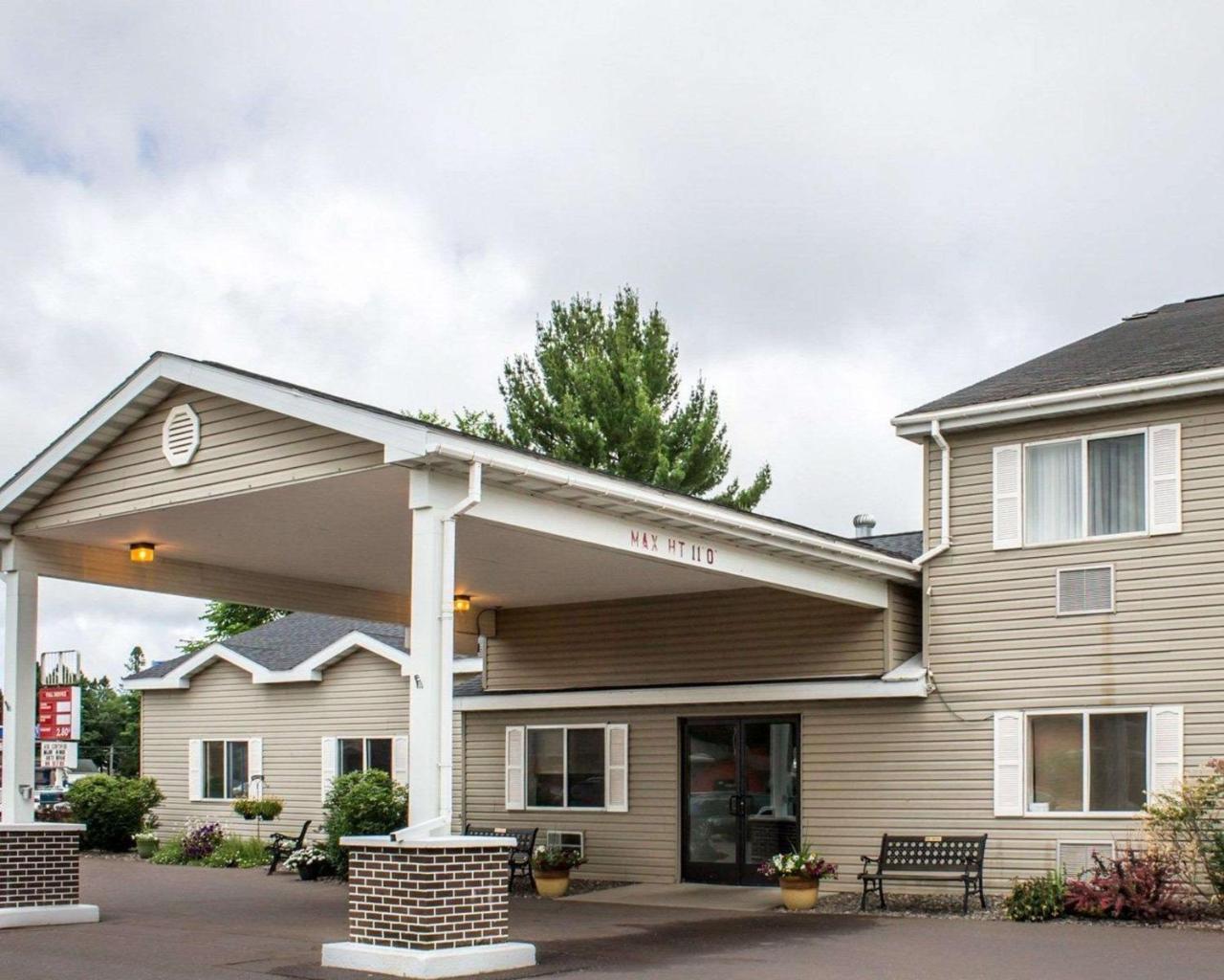 Quality Inn Ironwood Eksteriør billede